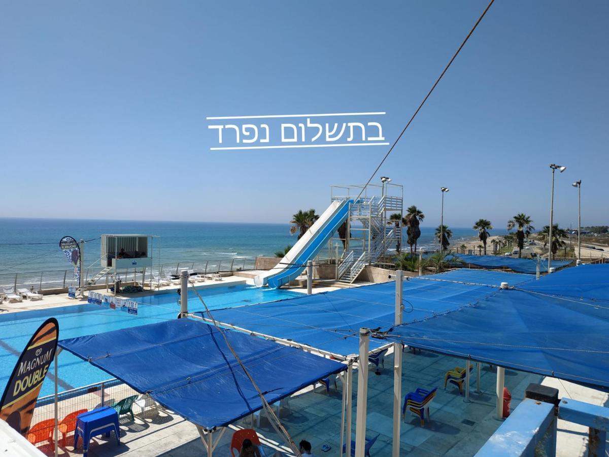 Almogim- Almog Building Haifa Eksteriør billede